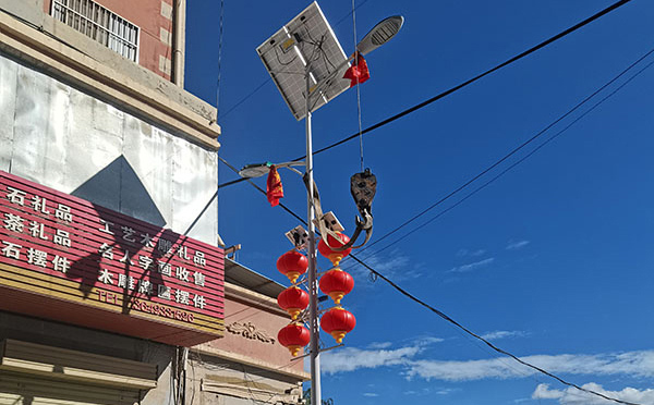 克孜勒苏柯尔克孜智慧路灯在城市物联网系统中的集成与运维