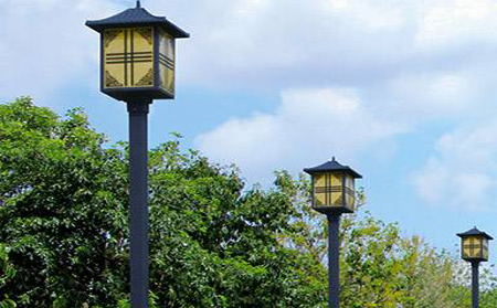 太阳能克孜勒苏柯尔克孜庭院灯怎么选亮度与续航更耐用